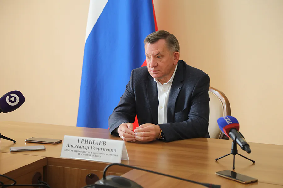 Глава минстроя рассказал об итогах реализации нацпроекта «Безопасные качественные дороги» в Пензенской области