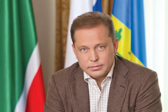 Айдар Метшин ответил на вопросы нижнекамцев в прямом эфире