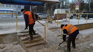 Ночью в Коврове проверили механизированную уборку тротуаров