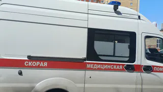 Пожилая рязанка поблагодарила медиков скорой за спасение