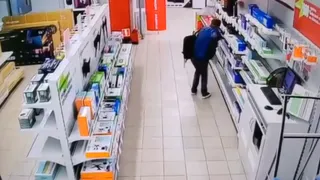 В Сыктывкаре задержали рецидивиста, обокравшего магазин электроники