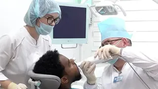 "Медицинский туризм" приводит иностранцев к стоматологам Новочебоксарска