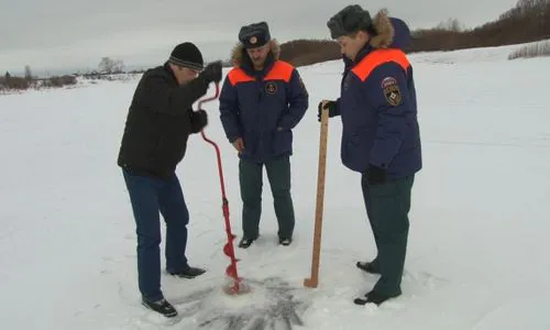 Лед еще не окреп