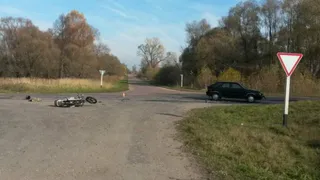 В Брасовском районе в ДТП с мопедом пострадал 45-летний мужчина