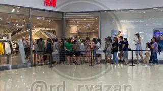 В рязанский H&M выстроилась очередь