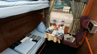 Прокатился в вагоне класса "Люкс" за 58 000 от РЖД: кино, махровые халаты и проводник по вызову кнопки - но есть один нюанс