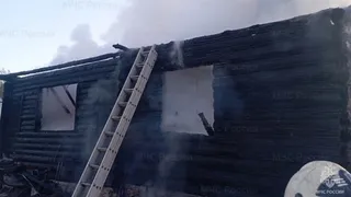 Во Владимирской области сгорел жилой дом с гаражом