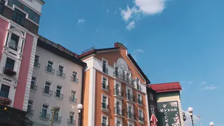 Ростуризм: в ноябре россияне выбирают отдых в Санкт-Петербурге и Рязани