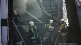 В Скопинском районе загорелся жилой дом. Есть пострадавший