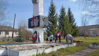 Памятник в селе Царево рязанской области трещит и рассыпается за месяц до 9 Мая
