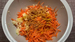 Морковь по-корейски, как на рынке: удачный и простой рецепт