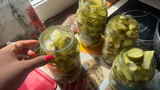 Закатываю огурцы без уксуса и кипятка по этому особому рецепту сразу по 20 баночек: хрустящие огурчики и никакой мороки 