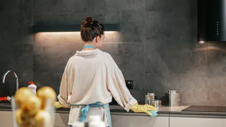 Эти лайфхаки заметно облегчат жизнь хозяек: топ-5 полезных советов в быту