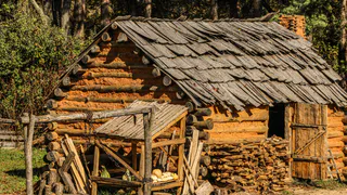 Бросил дом в Швейцарии и миллионную ферму — ради 90 коров в российской глубинке: как живет иностранец в деревне