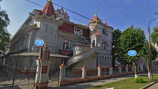 Угадай, иностранная или российская: тест про школы с впечатляющим дизайном