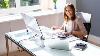 Мужчины и женщины рассказали, представители каких профессий их больше всего привлекают