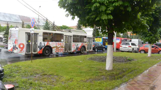 В центре Рязани возникла большая пробка из-за неработающего светофора