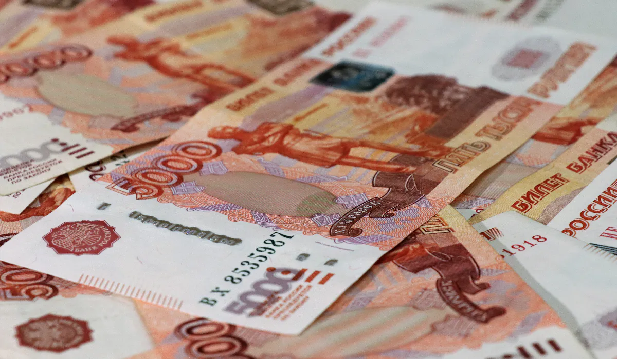 Введение новых пятитысячных купюр: обновление для Уральского федерального округа