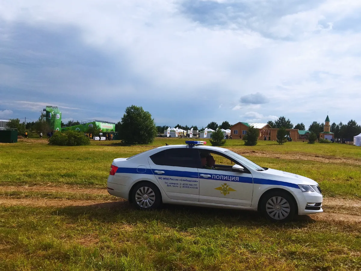 Пьяный водитель из Набережных Челнов напал на сотрудника ДПС