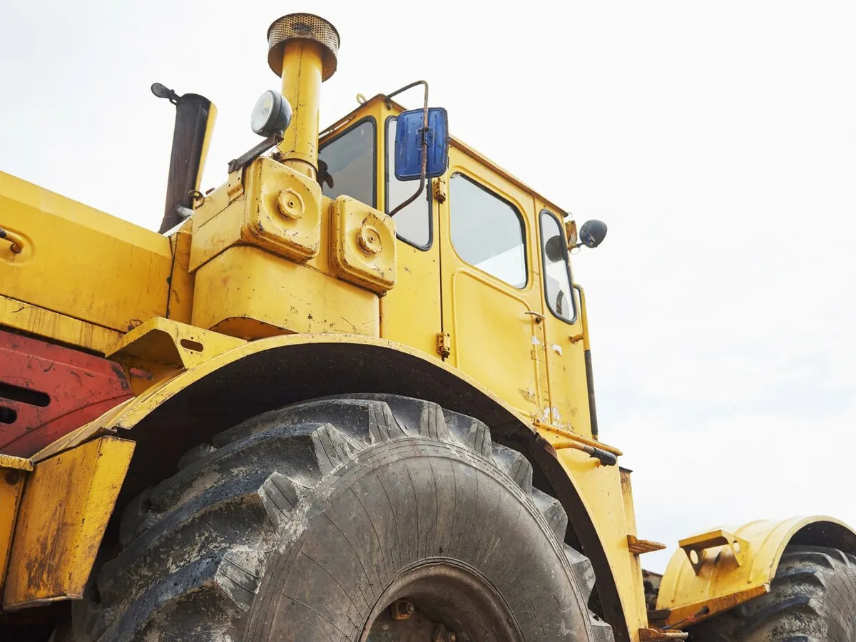 Завод запчастей для тракторов выставили на продажу в Челябинской области