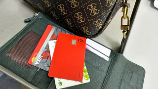 Все, кто оплачивает покупки картой – новый печальный сюрприз с 1 января