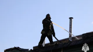 В Коми за короткое время сгорели 2 дачных дома и сарай