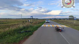 В Чувашии автоледи сбила ребенка на мопеде