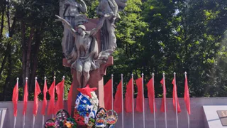 В Брянске отремонтируют дороги к воинскому мемориалу в Бежице