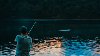 Эффективный способ ловли рыбы на быстрых речках: флорентийская техника