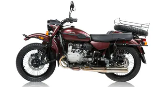 Сколько стоит мотоцикл "Урал", который президент России подарил жителю Аляски: ахнул, когда узнал цену