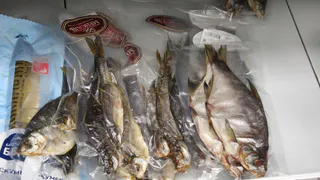 Рыба, которую запрещено подавать к столу: а мы едим, еще и детям даем - внутри паразиты