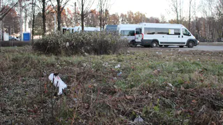 Жители против стоянки маршруток возле их дома
