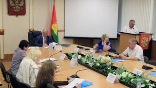 В Брянске направили  528 млн рублей на подготовку школ и детских садов