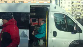 "Он проезжал остановки и не впускал в салон пожилых людей" - очередная жалоба на водителя маршрутки