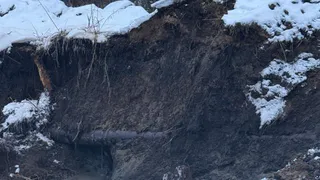 В Микуни устранение аварии на магистральном трубопроводе заняло 12 часов