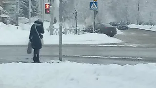 На улице Интернациональной загорелся автомобиль