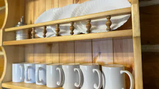 Налёт от кофе въелся намертво, но я нашла способ без ядрёной химии — просто и без усилий