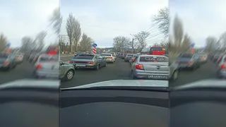 Житель Брянска жалуется на постоянную пробку при выезде из Фокинского район