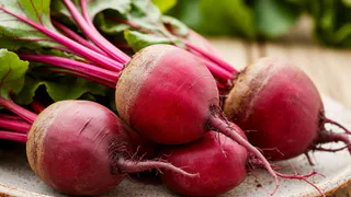 Тушу свеклу - вкуснее не ела и проще не видела: способ 3-х “Не”. Всю зиму выручает, и винегрет не хочется