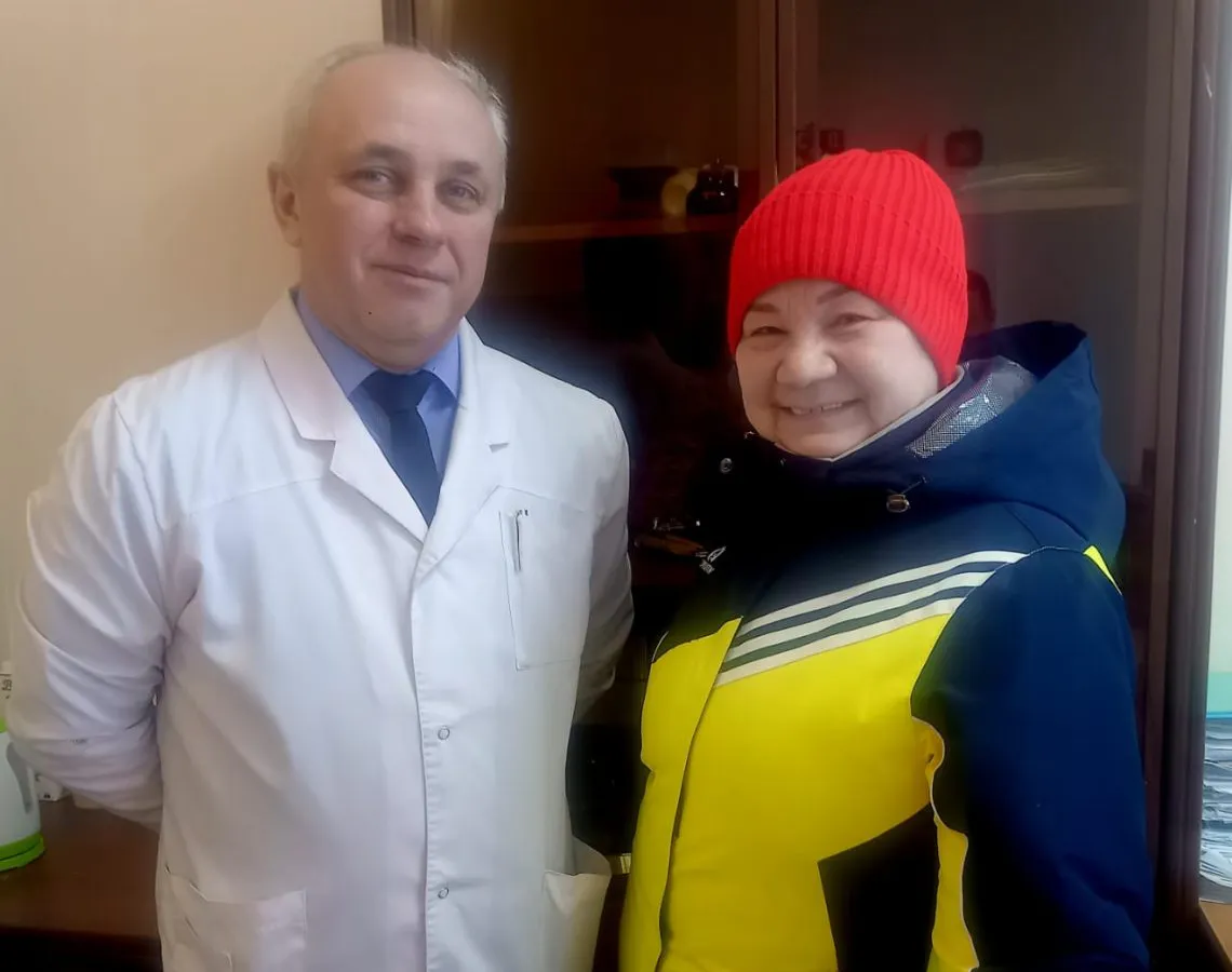 Сотрудница ММК помогает детской больнице: на свои деньги она покупает одежду для малышей-отказников 