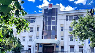 Сотрудники Пензенской прокуратуры организовали проверку после падения мальчика из окна