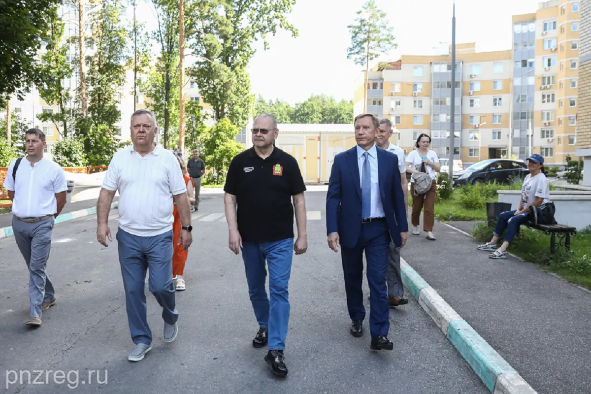 Мельниченко понравилось преображение сквера на Ахунской в Заречном
