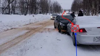 В Усинске водитель выехал на встречную полосу и спровоцировал дорожное происшествие