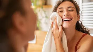 Быстро и эффективно возвращаем кухонным полотенцам мягкость