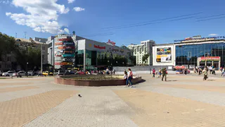 В ТЦ "Виктория Плаза" снова эвакуировали посетителей