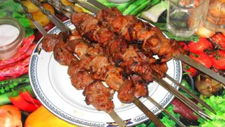 Россиянам напомнили об очевидных опасностях потребления шашлыка