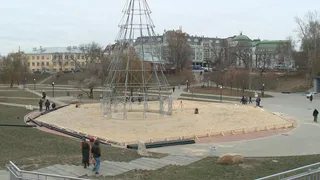 Кататься можно будет и в плюсовую температуру - на Лыбедском бульваре появится каток