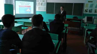 Студентам Почепского механико-аграрного техникума рассказали о цифровой финансовой грамотности