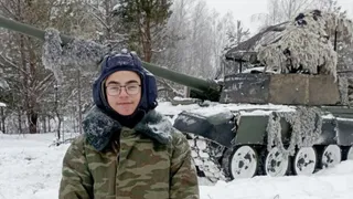 Авдеев исполнил желание 14-летнего мальчика из Владимира: подросток попробовал себя в роли танкиста
