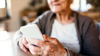 Мошенники придумали новую схему обмана пенсионеров